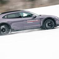 Porsche Winter Experience