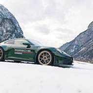 Porsche Winter Experience