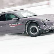 Porsche Winter Experience
