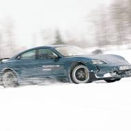 Porsche Winter Experience