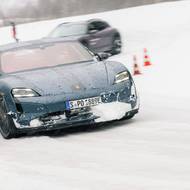 Porsche Winter Experience