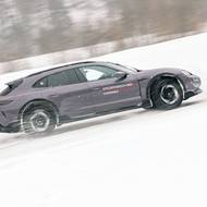 Porsche Winter Experience