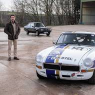 Richard Hammond se zbavuje čtyř aut ze své sbírky