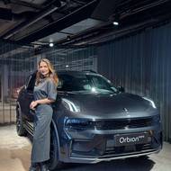 Eva Decastelo a Lynk & Co 01