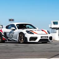 Porsche Cayman GT4 RS