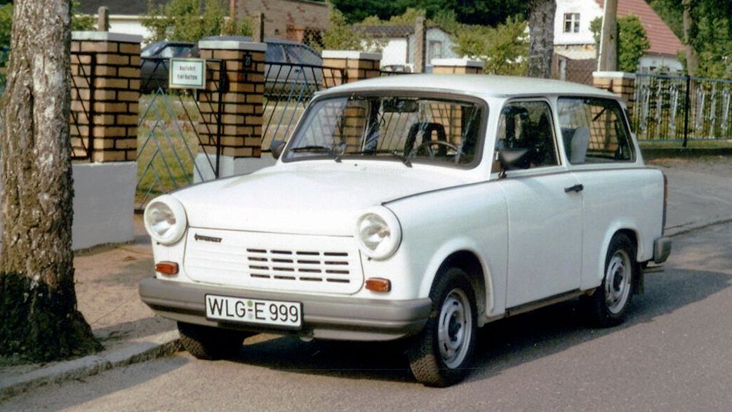 Trabant se jako nový prodával ještě v roce 1996: Last Edition za cenu Golfu měl českou stopu, byl to však propadák