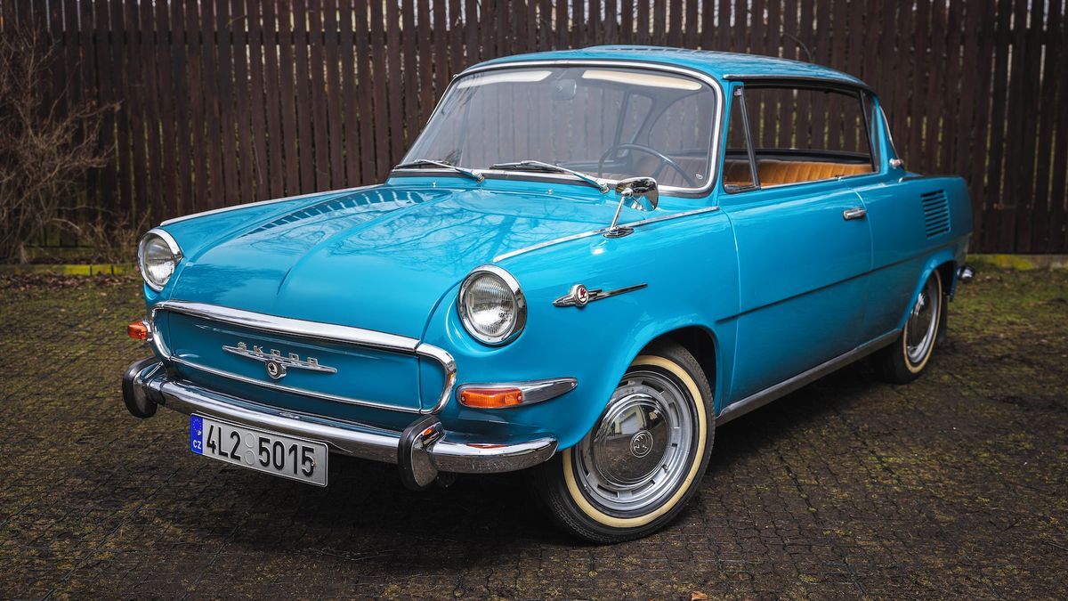 Jarní Retro Garáž je za rohem: Obří burzu doplní atraktivní dražby veteránů, jeden šťastlivec vyhraje motorku