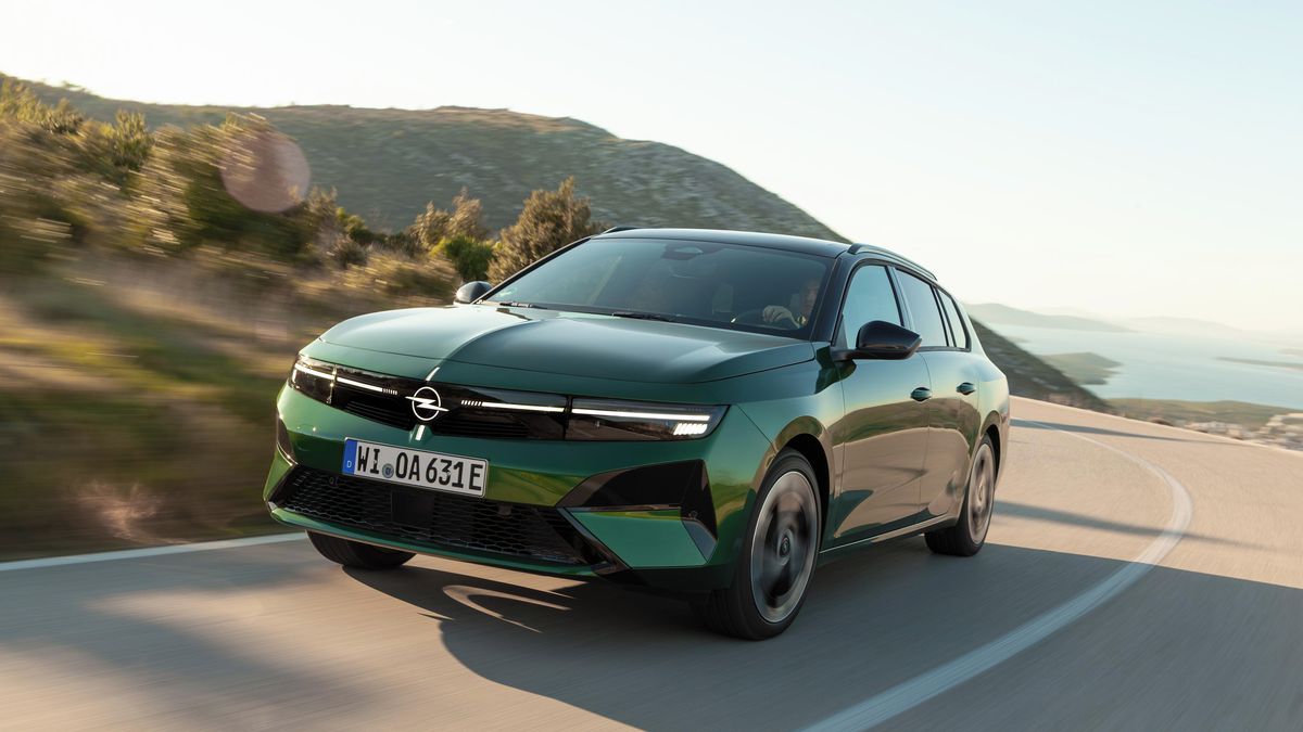 Opel omladil nejdůležitější model: Už víme, jaká je inovovaná Astra. A kterou motorizaci vybrat