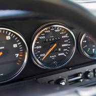 Porsche 911 Carrera 2 Coupe 