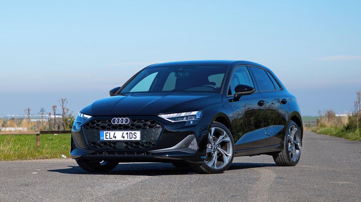Jak vyzrát na brutální ceny paliv? Plug-in hybridní Audi A3 umí geniálně šetřit, jen si za něj připlatíte