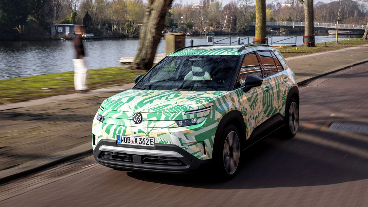 Volkswagen se vrací k normálním autům: Novinka ID. Cross končí s experimenty, tohle je znovu Das Auto!