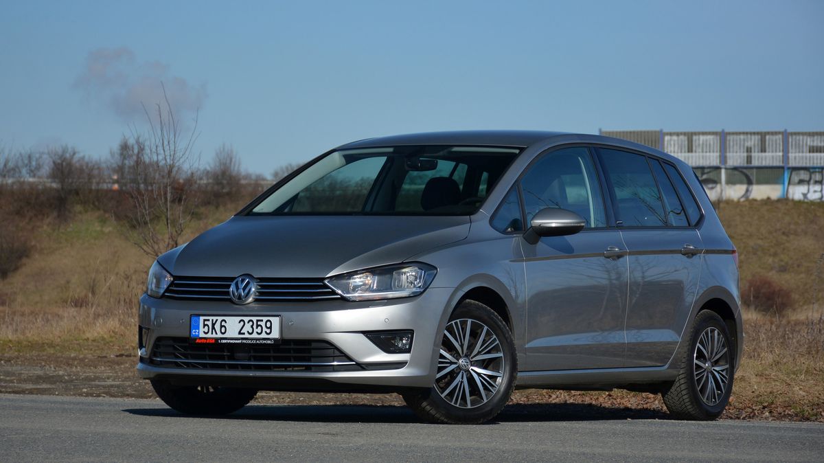 VW Golf Sportsvan 1.6 TDI sice umí jezdit za čtyři litry. Ale moderní nafta ukazuje, že může být i velký strašák