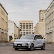 Leapmotor B10 Hybrid EV