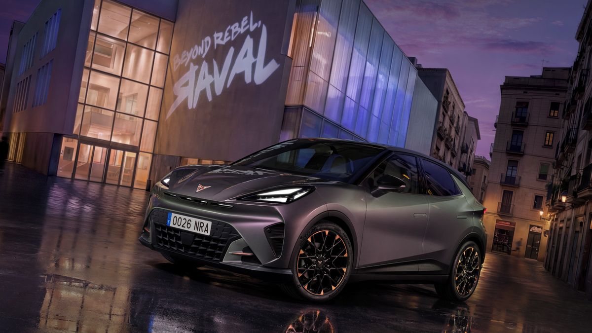 Stylový mrňous do města i na okresku: Cupra Raval nadělá spoustu parády a bude vás bavit řídit. I když jezdí na elektřinu