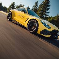 Mercedes-Benz Studio Praha