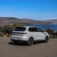 Leapmotor B10 Hybrid EV