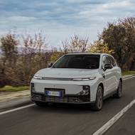 Leapmotor B10 Hybrid EV