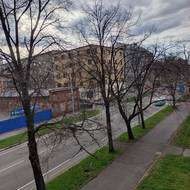 Fotografie z facebookové skupiny Nekvalitně vyfocené Fabie a jiné věci pistáciové barvy