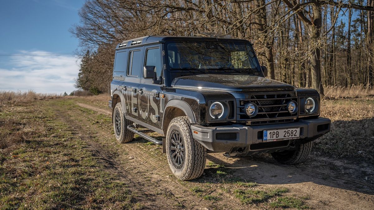 Grenadier se jako duchovní nástupce Defenderu dočkal modernizace. Z malé automobilky by si ty ostatní měly vzít příklad!