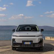 Leapmotor B10 Hybrid EV