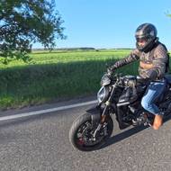 Ducati Monster 937
