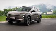 Toyota zlevňuje! Pestré skladovky jsou k mání okamžitě, ušetřit můžete až 70 tisíc