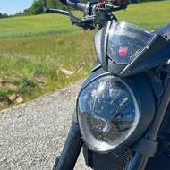 Ducati Monster 937