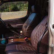 Toyotu HiAce Grand Cabin