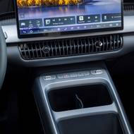 BYD Dolphin G DM-i