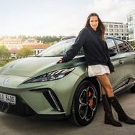 Andrea Bezděková a MG