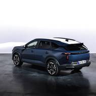Dacia Striker Extreme hybrid 150 4×4 (Cosmic Blue)