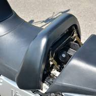 Yamaha V-Max vs XJR 1300